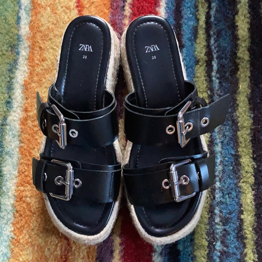 Zara platform buckle sandals 7.5